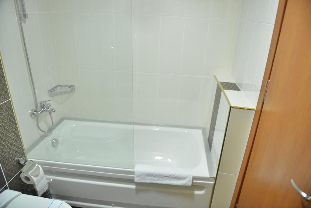 Inci Hotel Adana Quarto foto