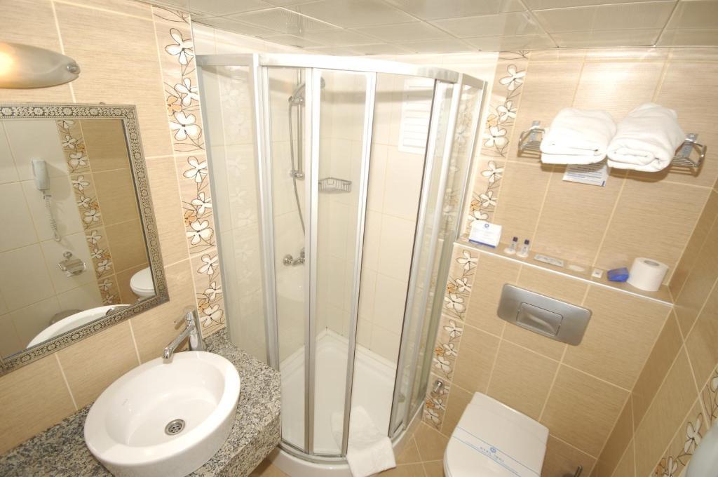 Inci Hotel Adana Quarto foto